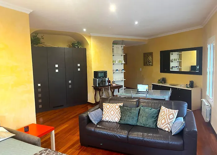 Maison Ausonia - Centre-ville, Proche Mer, Terrasse Menton