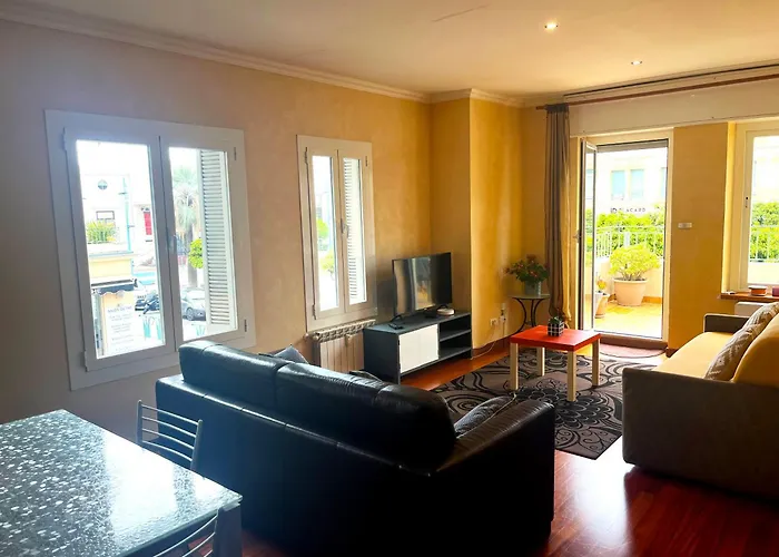 Maison Ausonia - Centre-ville, Proche Mer, Terrasse דירה מנטון